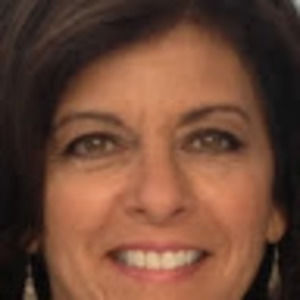 Meet your Posher, Elise